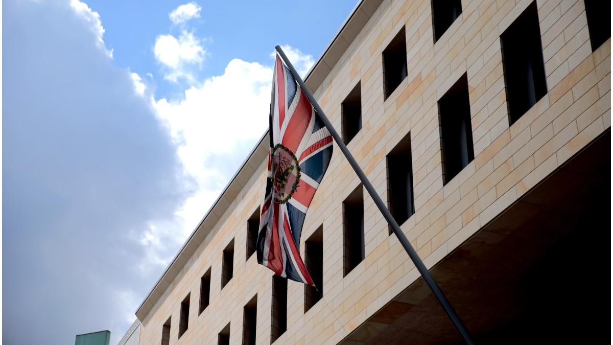 angajat ambasada mare britanie spion rus