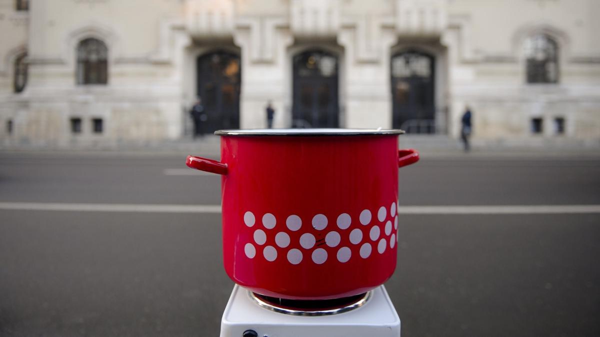 peste 1 100 blocuri fara apa calda sectoarele 4 5