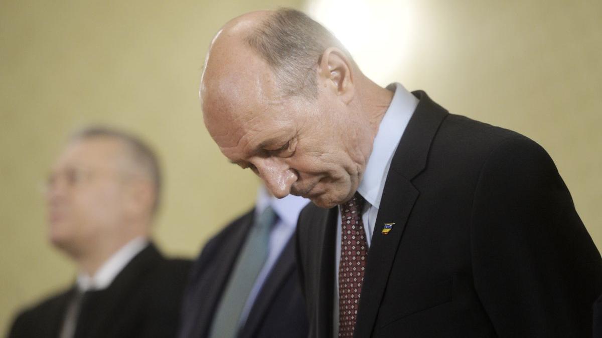 petitie demisia traian basescu parlamentul european