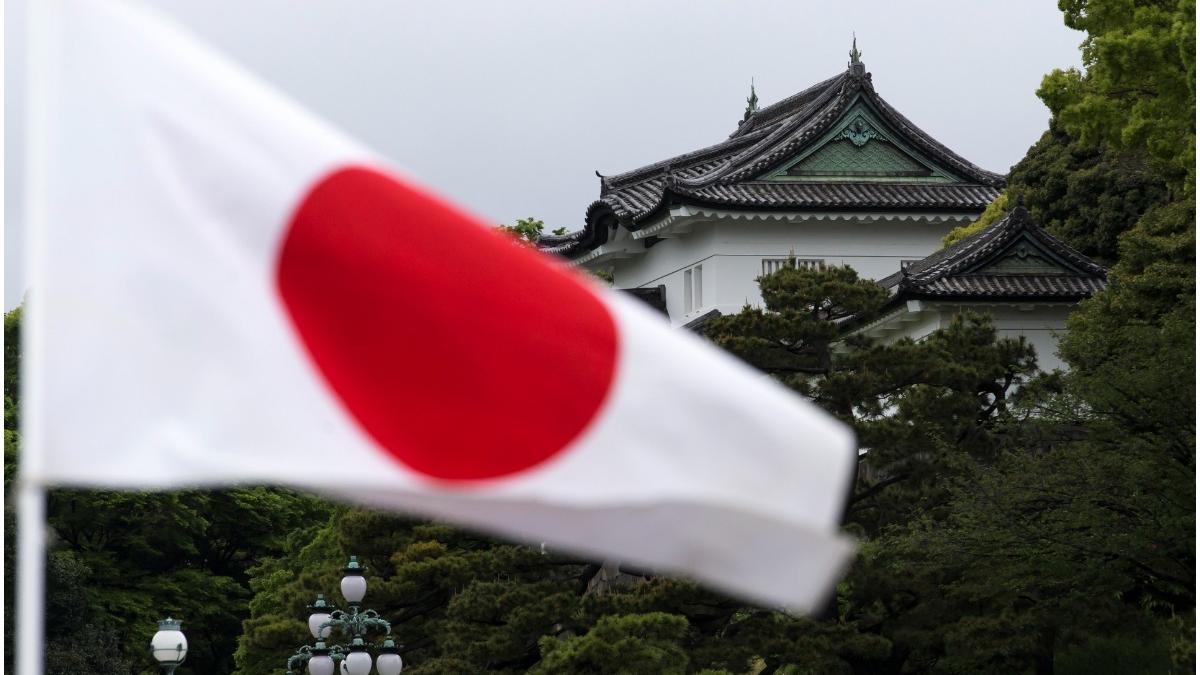 japonia va expulza diplomati rusi
