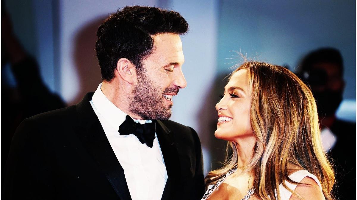 jennifer lopez ben affleck logodna