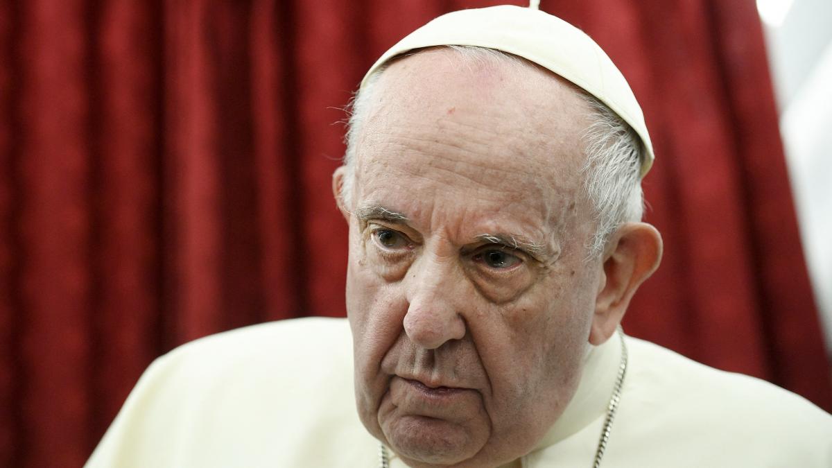 papa francisc razboi ultragiu dumnezeu