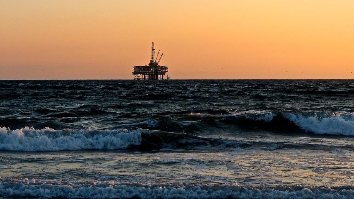 legea offshore independenta energetica romania