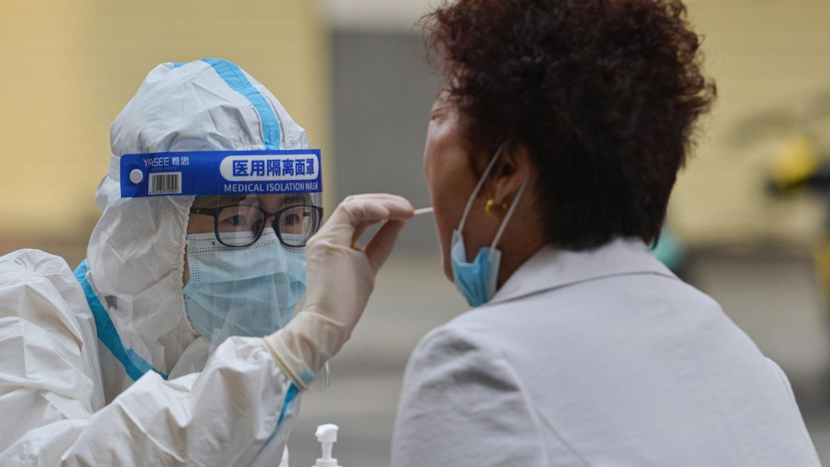 profesoara romanca china locuitori shanghai