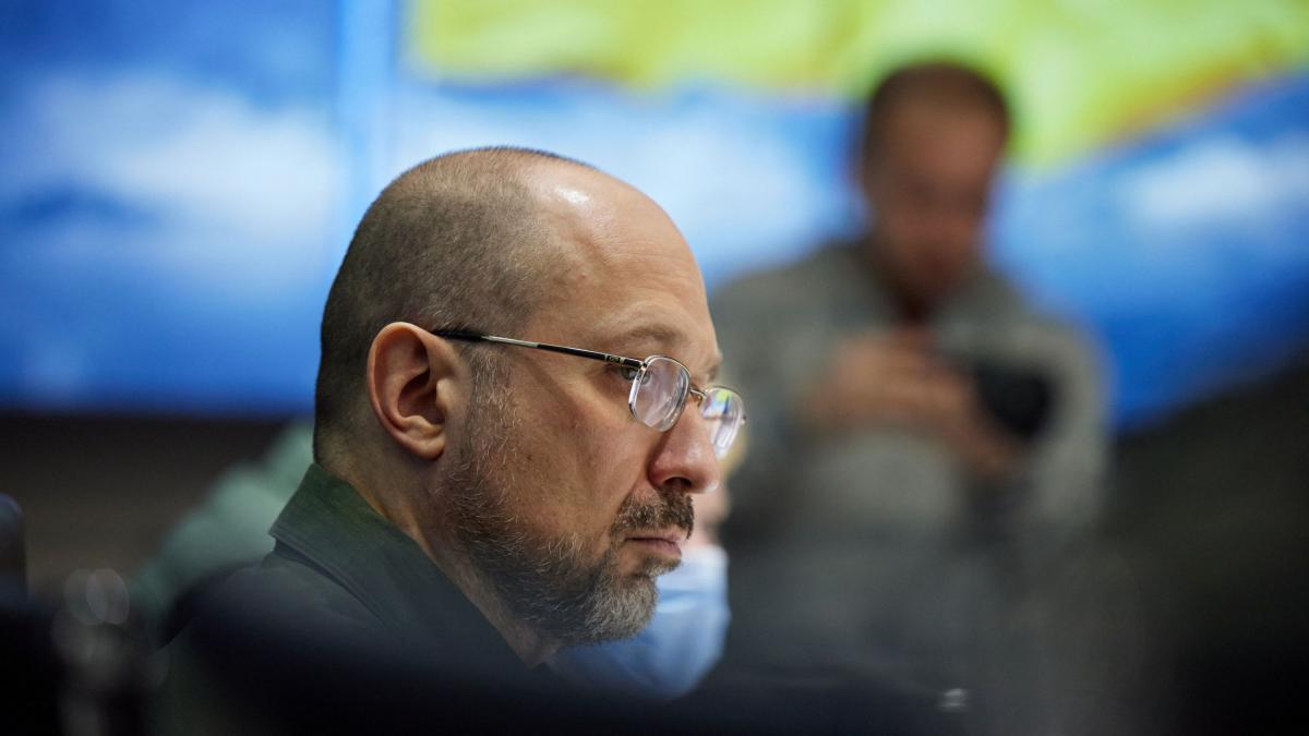 denis smihal mariupol lupte zelenski