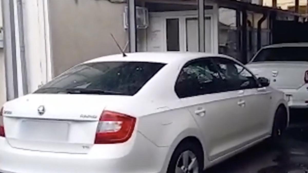 masina oprita 15 focuri arma capitala sofer drogat fara permis in libertate