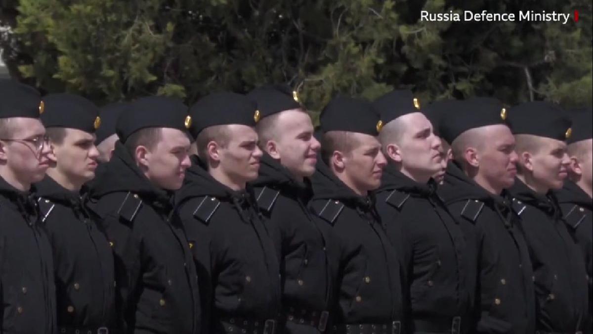 rusia moscova moskva crucisator scufundare echipaj sevastopol nikolai yevmenov anton kurpin