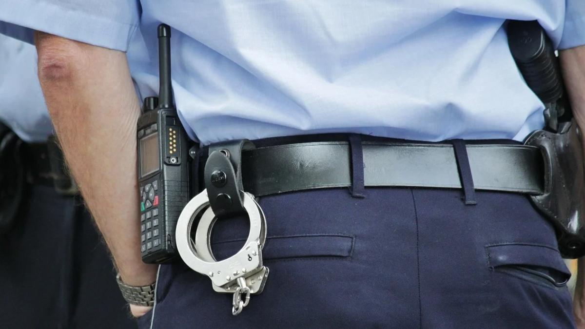 tanar gasit mort boxa bloc targu jiu moarte suspecta