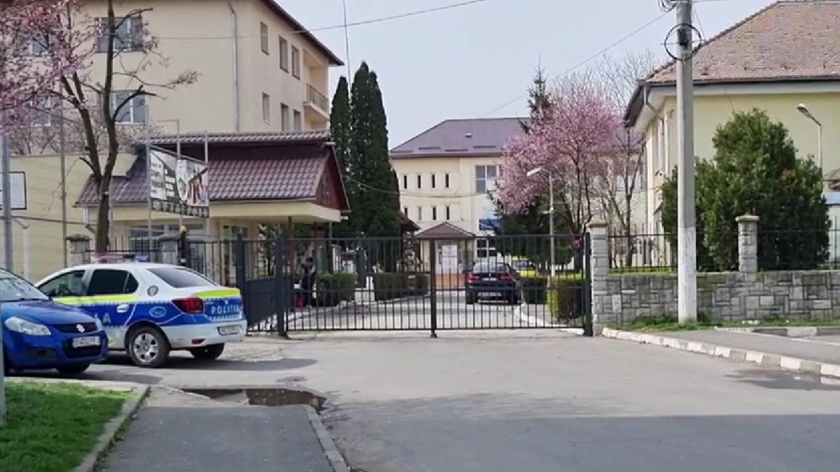 ancheta liceu judetul brasov profesor acuzat corupt eleve