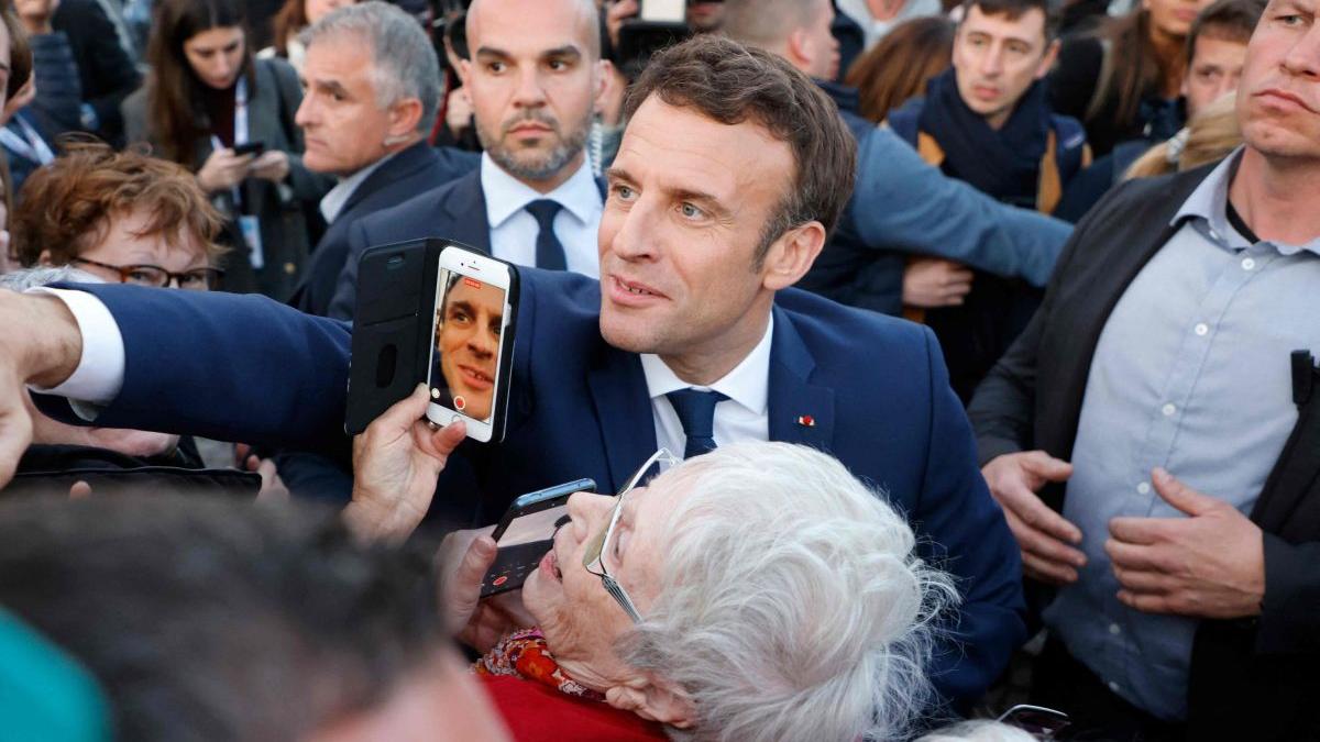 emmanuel macron marine le pen alegeri prezidentiale franta