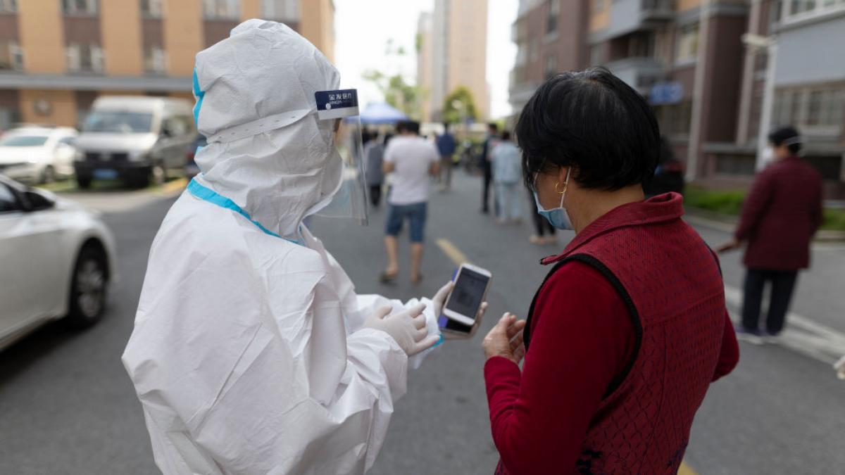 situatie alarmanta beijing covid shanghai creste numarul cazurilor