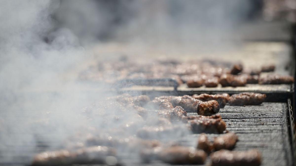 mici carne 1 mai costel stanciu asociatia proconsumatori