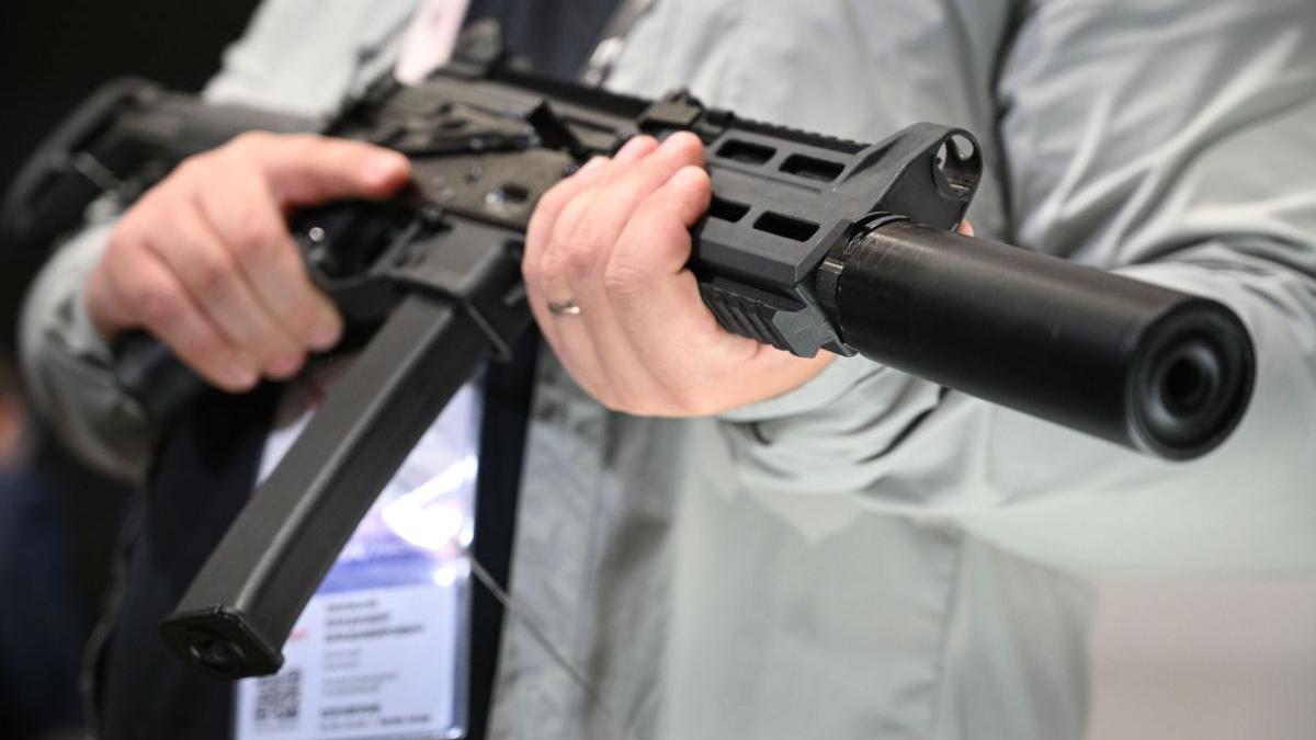 republica moldova cobasna depozit armament maia sandu oleksii arestovici dmitri peskov