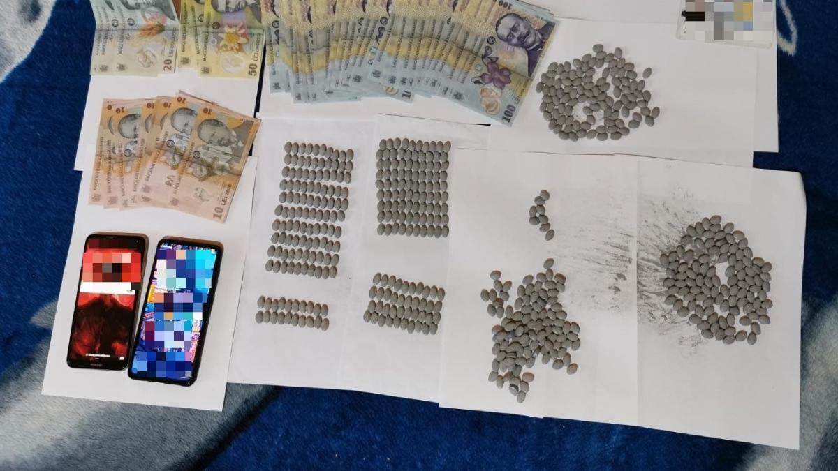 zeci perchezitii mare inainte 1 mai droguri confiscate 14 barbati retinuti
