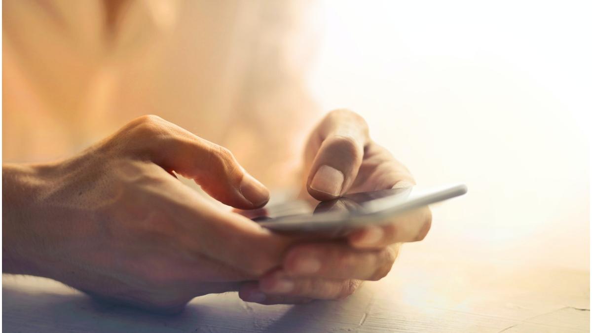 telefoane mobile alzheimer