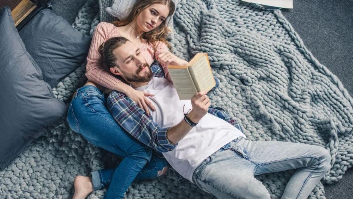 cum te pot ajuta cartile despre cuplu in dezvoltarea personala