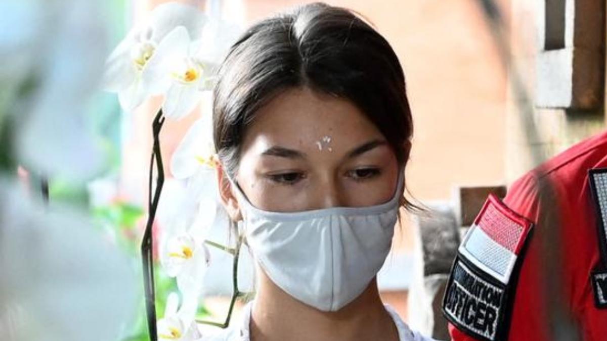 cuplu rus expulzat bali din cauza unei fotografii retea sociala