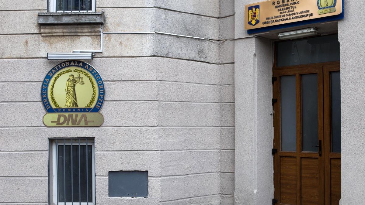 interlop clanul sportivilor trimis judecata dna stare arest