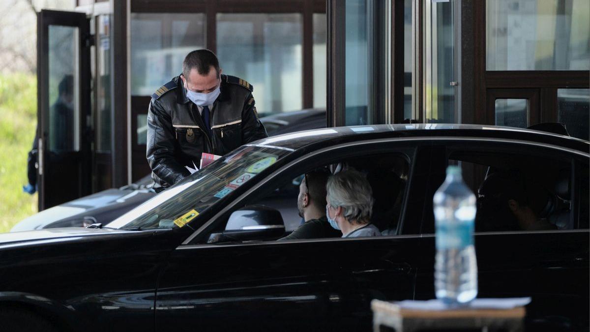 politia de frontiera grupare criminalitate organizata 36000 migranti castiguri 150 milioane euro