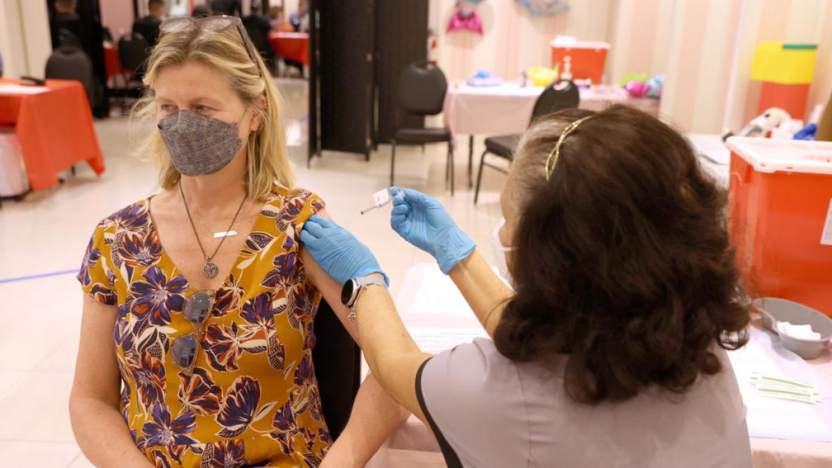 persoane vaccinat impotriva covid doza patru romania