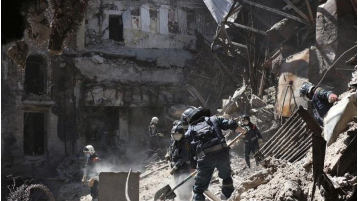 oficial rus rusia ucraina federatie