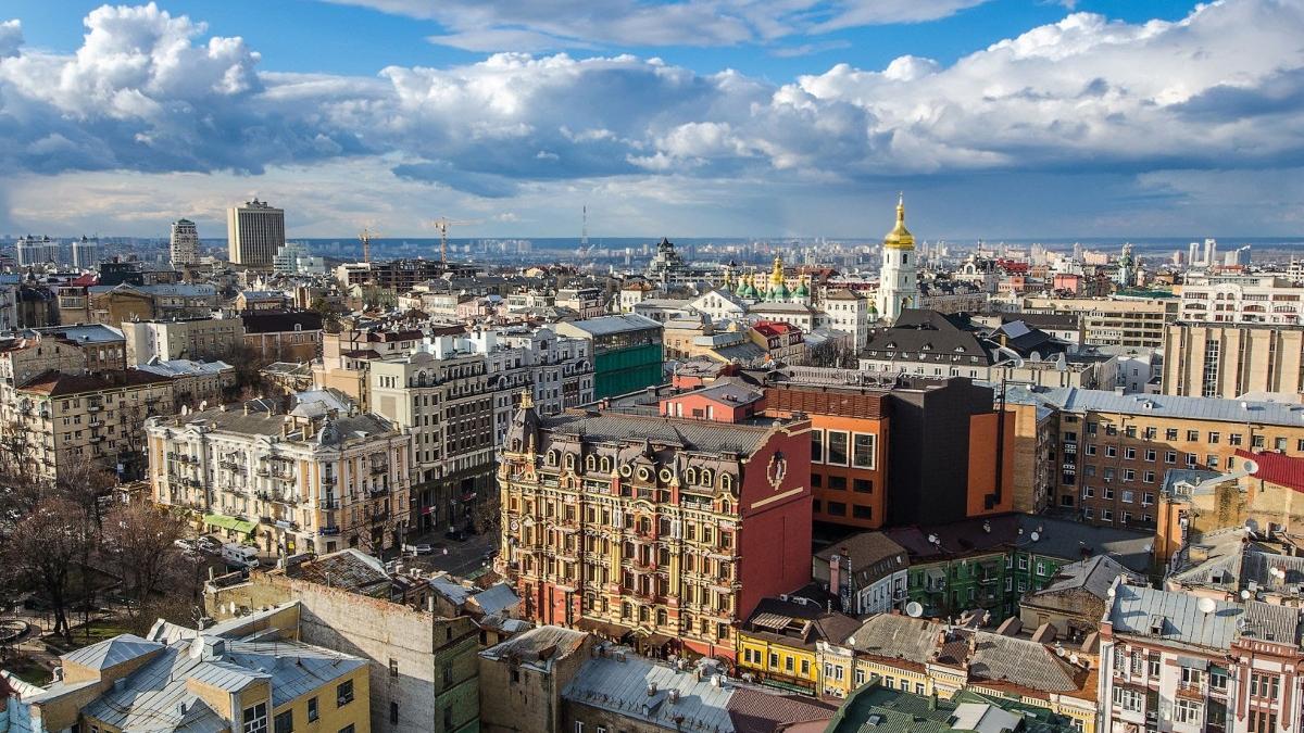 razboiul in domeniul imobiliar cat costa sa inchiriezi si sa cumperi apartamente in kiev si liov