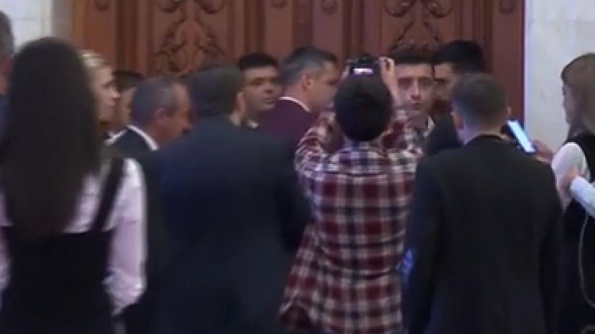 george simion forteaza usa marcel ciolacu scandal parlament