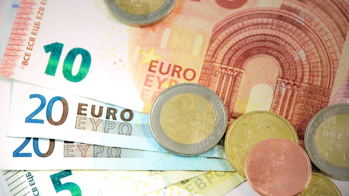 inflatie motiv panica romania cumparat euro 5 9 lei