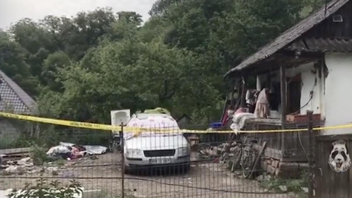 14 zile psihiatrie tata ascuns copil mort cusca caine