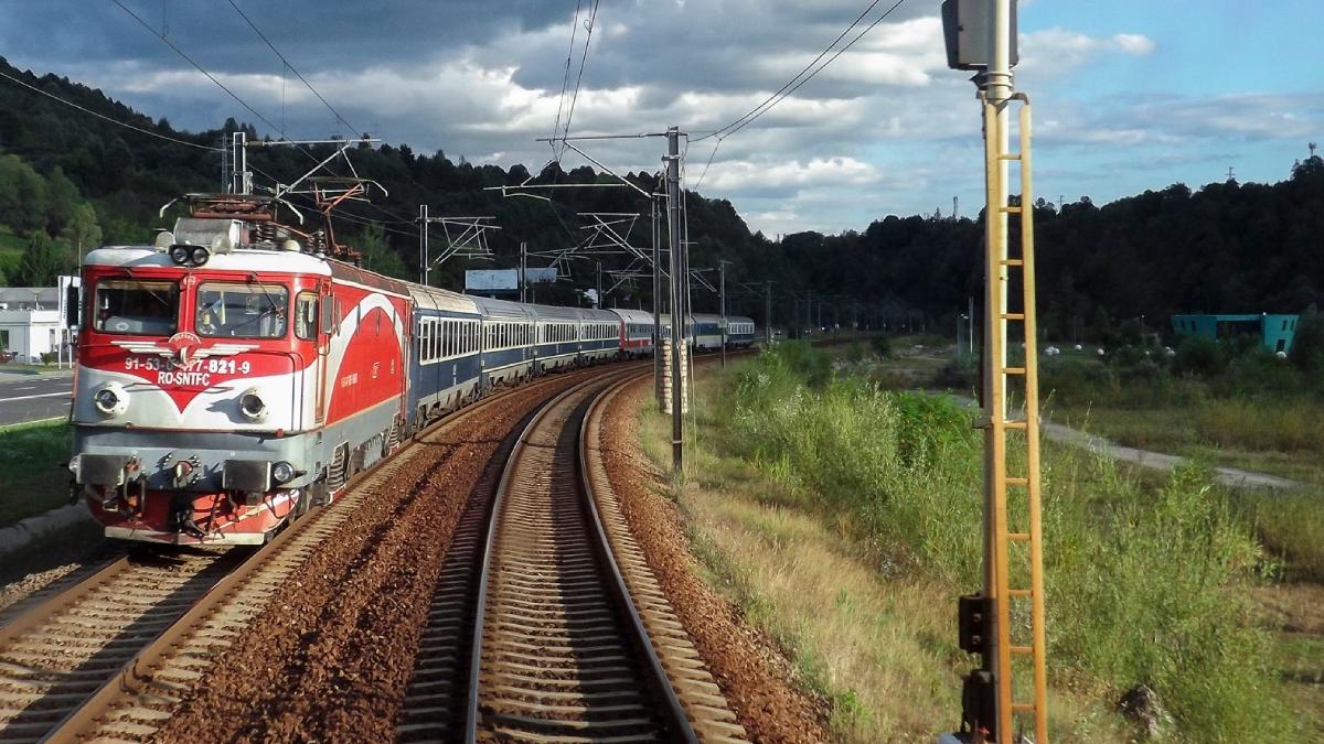 cai ferate afectate furtuni vestul tarii cfr intarzieri 200 minute