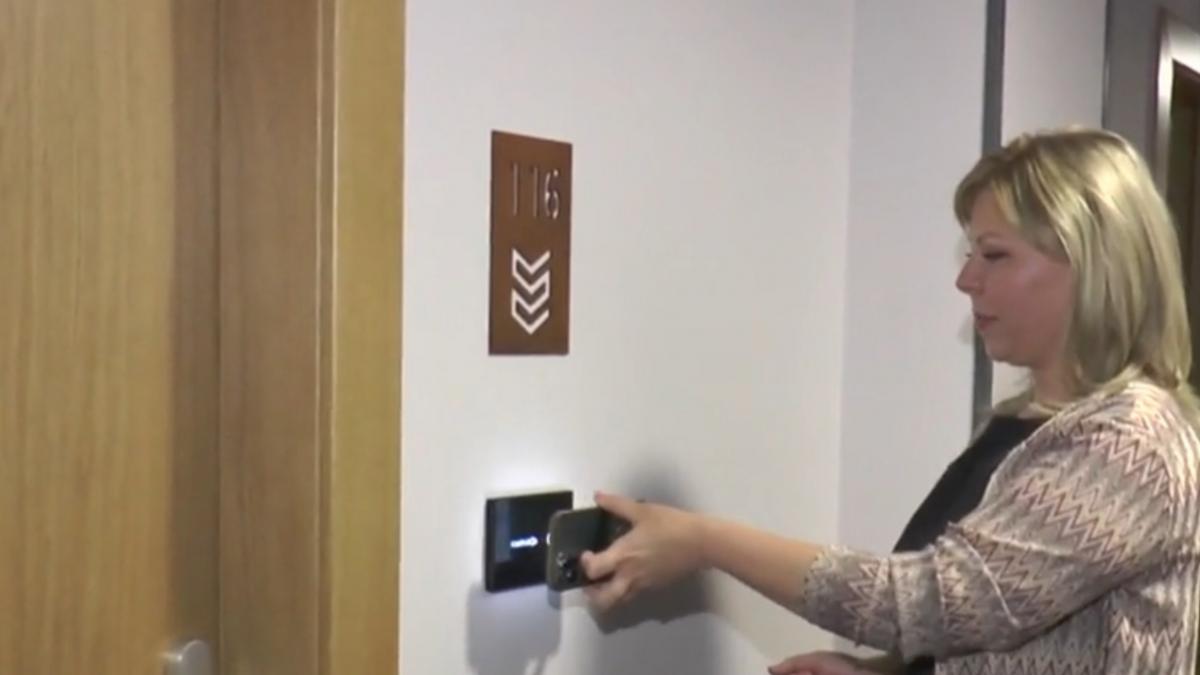 hotelul smart cazare telefon mobil