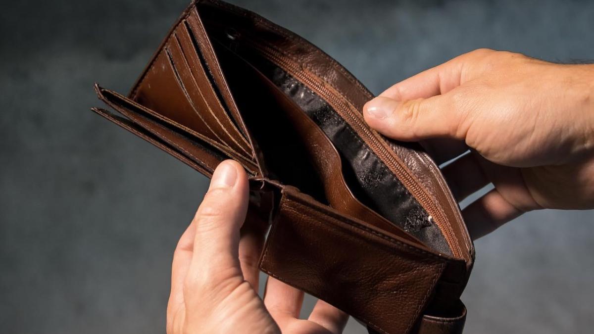 noi scumpiri produse servicii 90 procente antreprenori romani