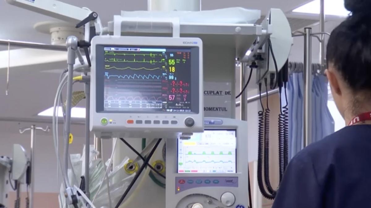 barbat mort poarta spitalul municipal ploiesti