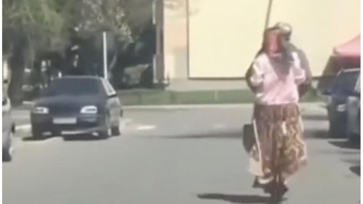 trotineta muncile campului ieseni cazma virali internet