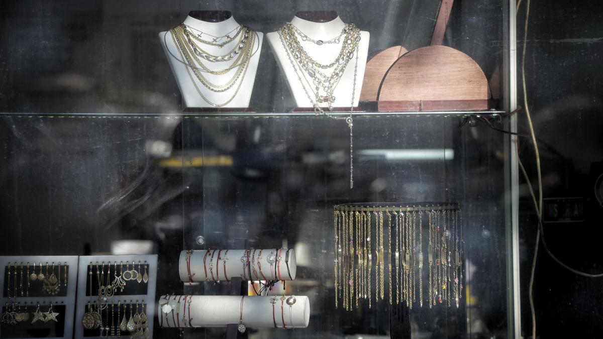 perchezitii amploare case amanet bucuresti bijuterii aur argint