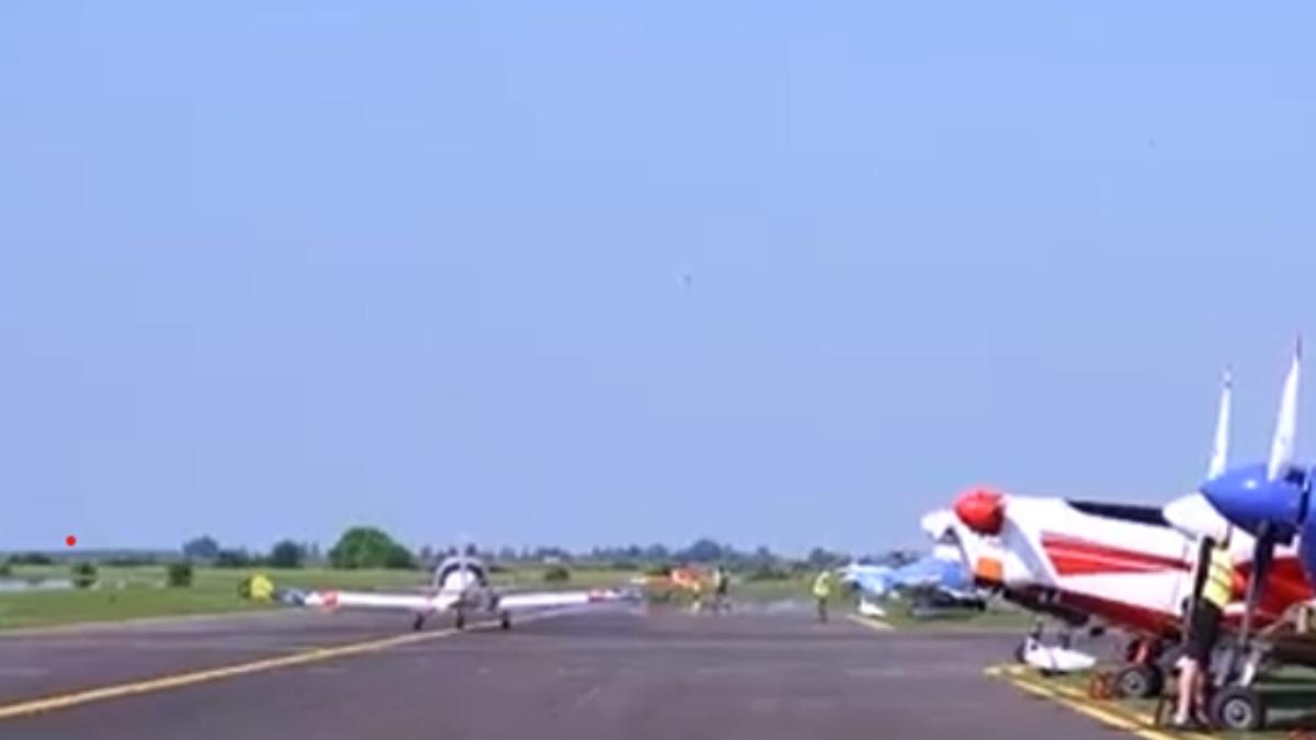 1000 de copiii au zburat cu avionul si cu planorul de ziua lor