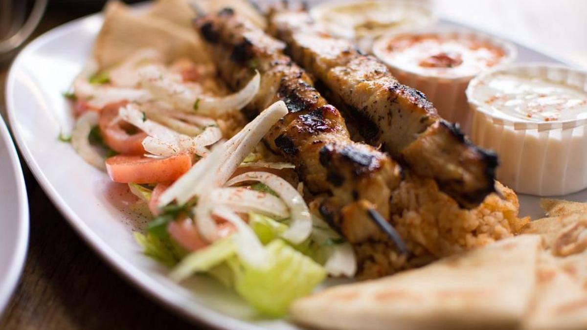 masa grecia restaurate souvlaki preturi mari inflatie