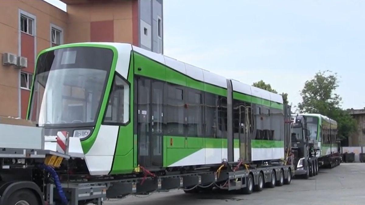 tramvaie noi cumparate primaria capitalei linia 41 bucuresti statii modificate