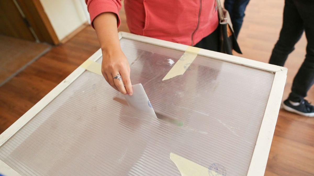 premiera in romania primul referendum de demitere a unui primar