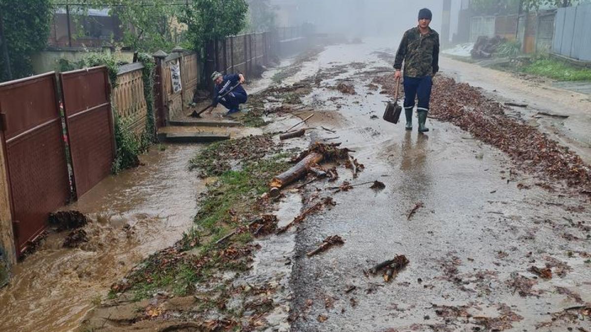 inundatii avertizare hidrologi cod galben
