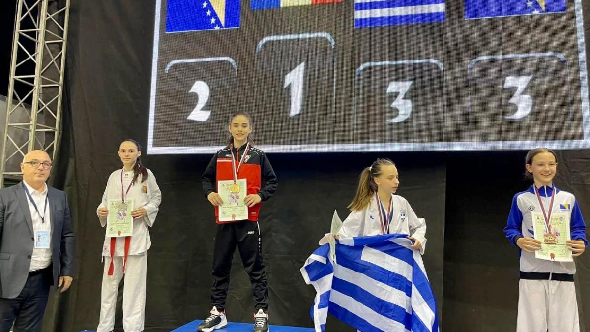 ioana balanescu campion karate campionatul balcanic de karate