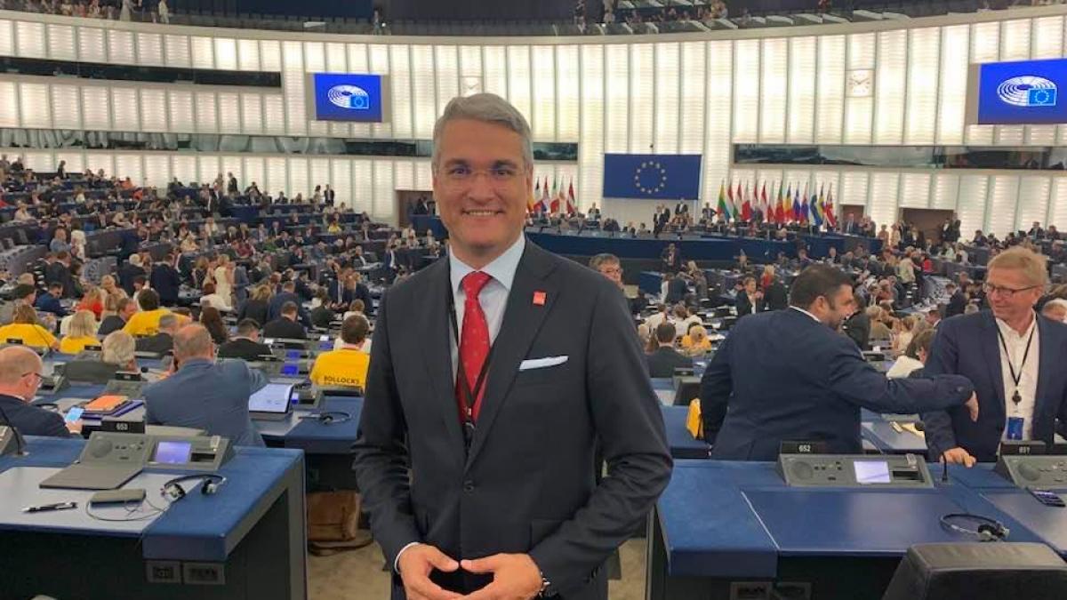 dragos paslaru acord salariu minim european