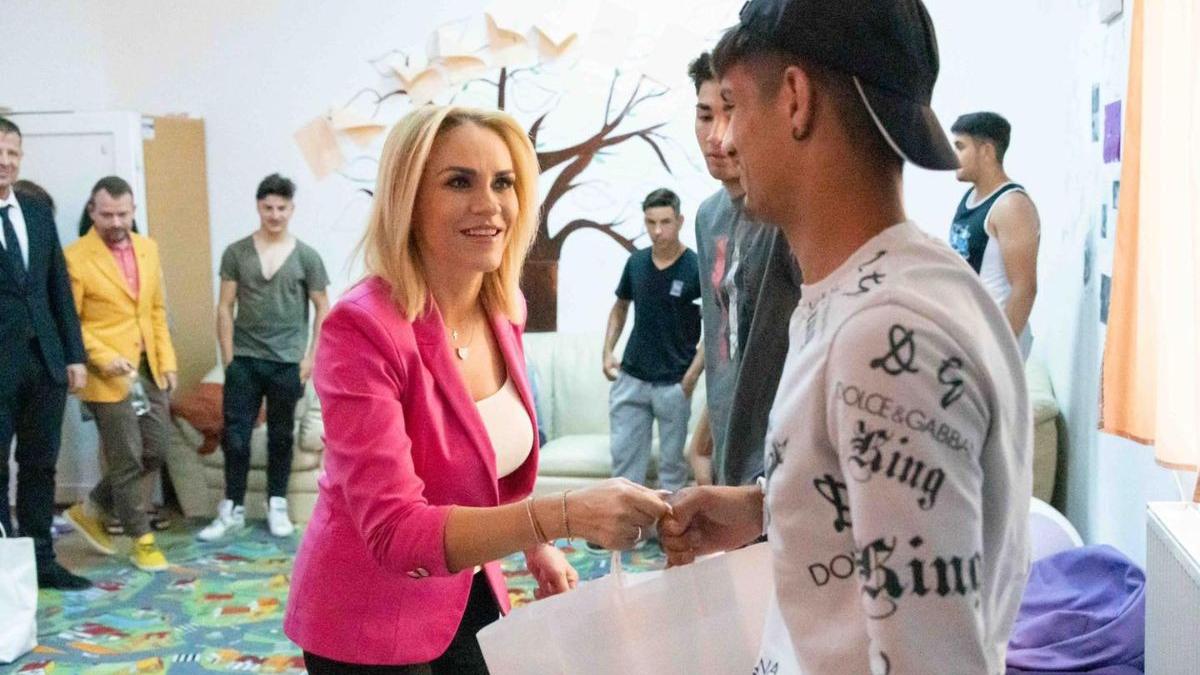 gabriela firea centru plasament peris