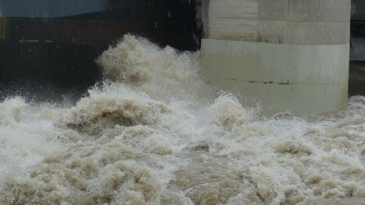 cod galben inundatii rauri 11 judete 13 iunie 2022