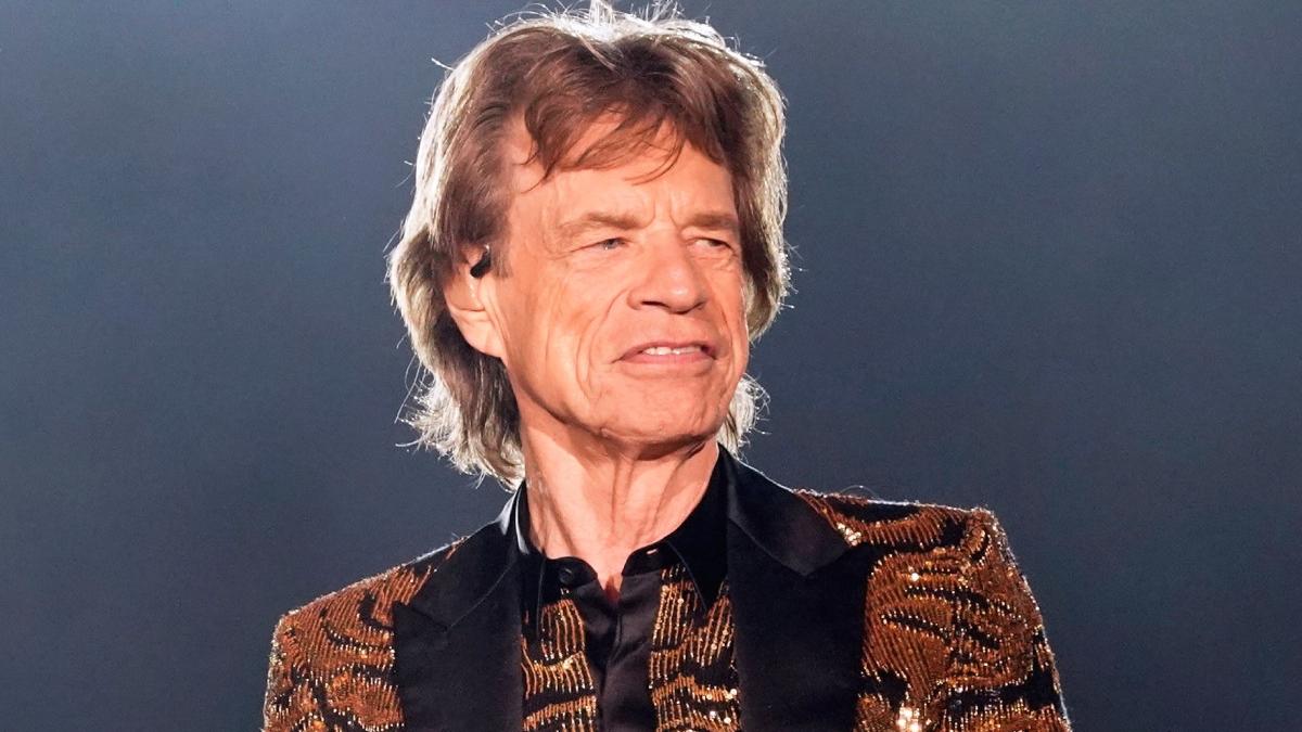 mick jagger are covid concertul rolling stones din amsterdam se amana