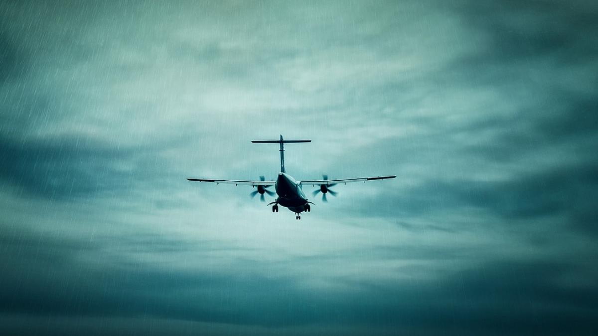 zboruri intarziate aeroportul henri coanda apitala furtuna avioane