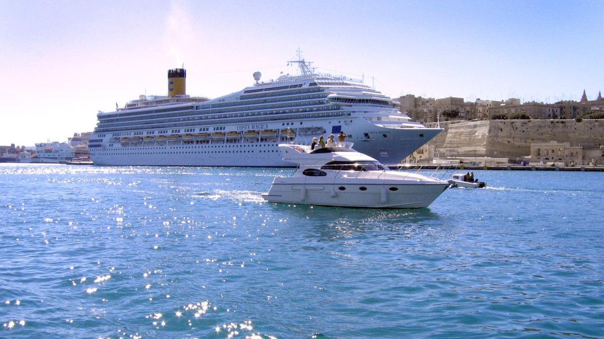 15000 oligarhi fug rusia