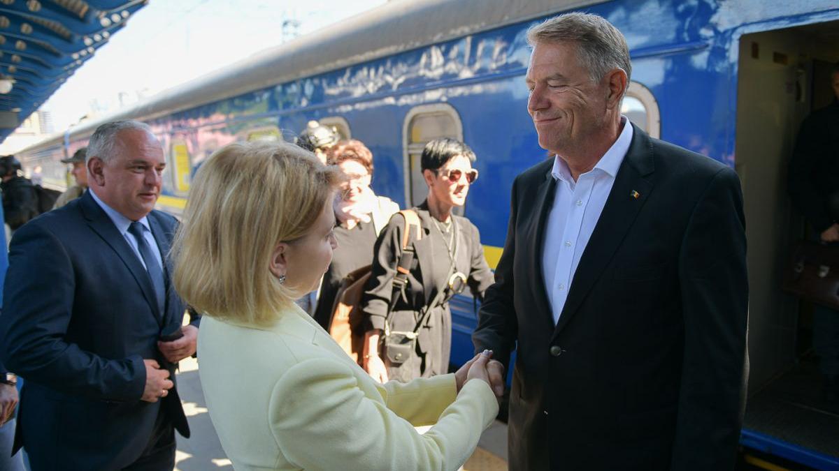 klaus iohannis kiev garzi inarmate