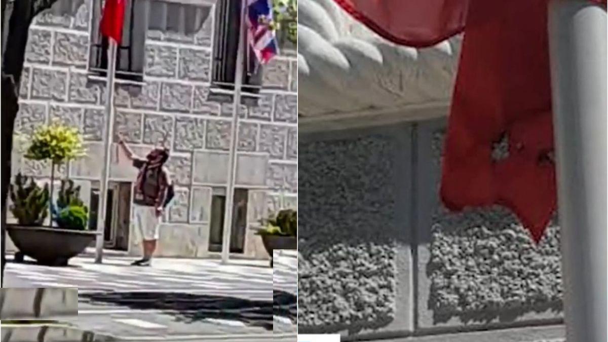 un sustinator aur a incendiat steagurile din fata primariei timisoara