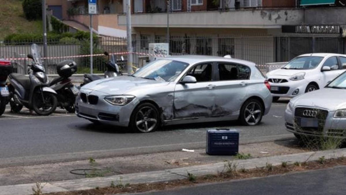 masina oprita focuri arma vatican papa francisc predica duminica